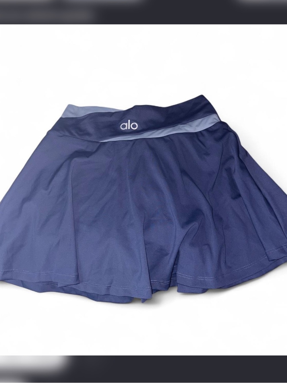 ALO Yoga Light Blue Skirt Set - Picture 3 of 7